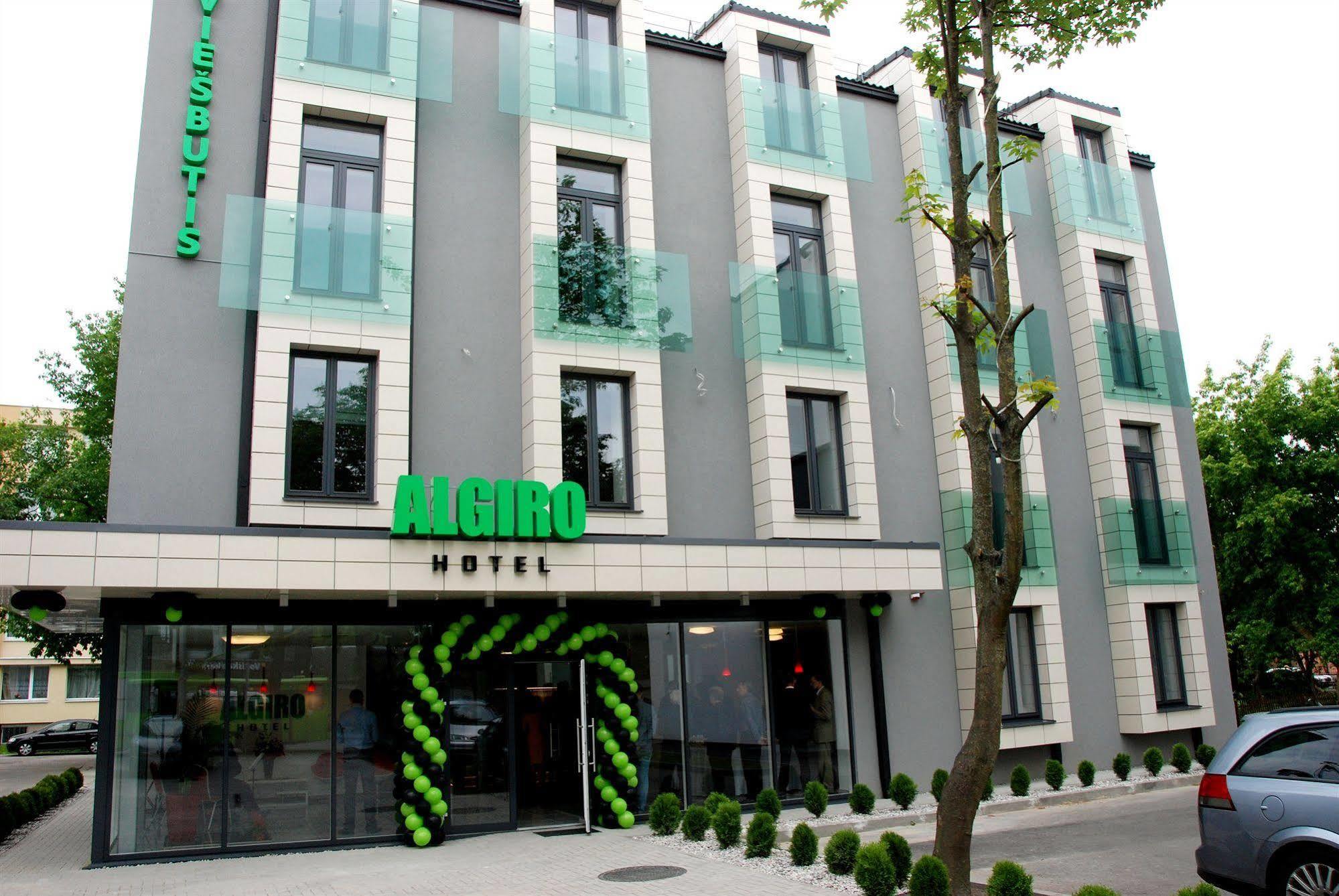 Algiro Hotel Kaunas Extérieur photo